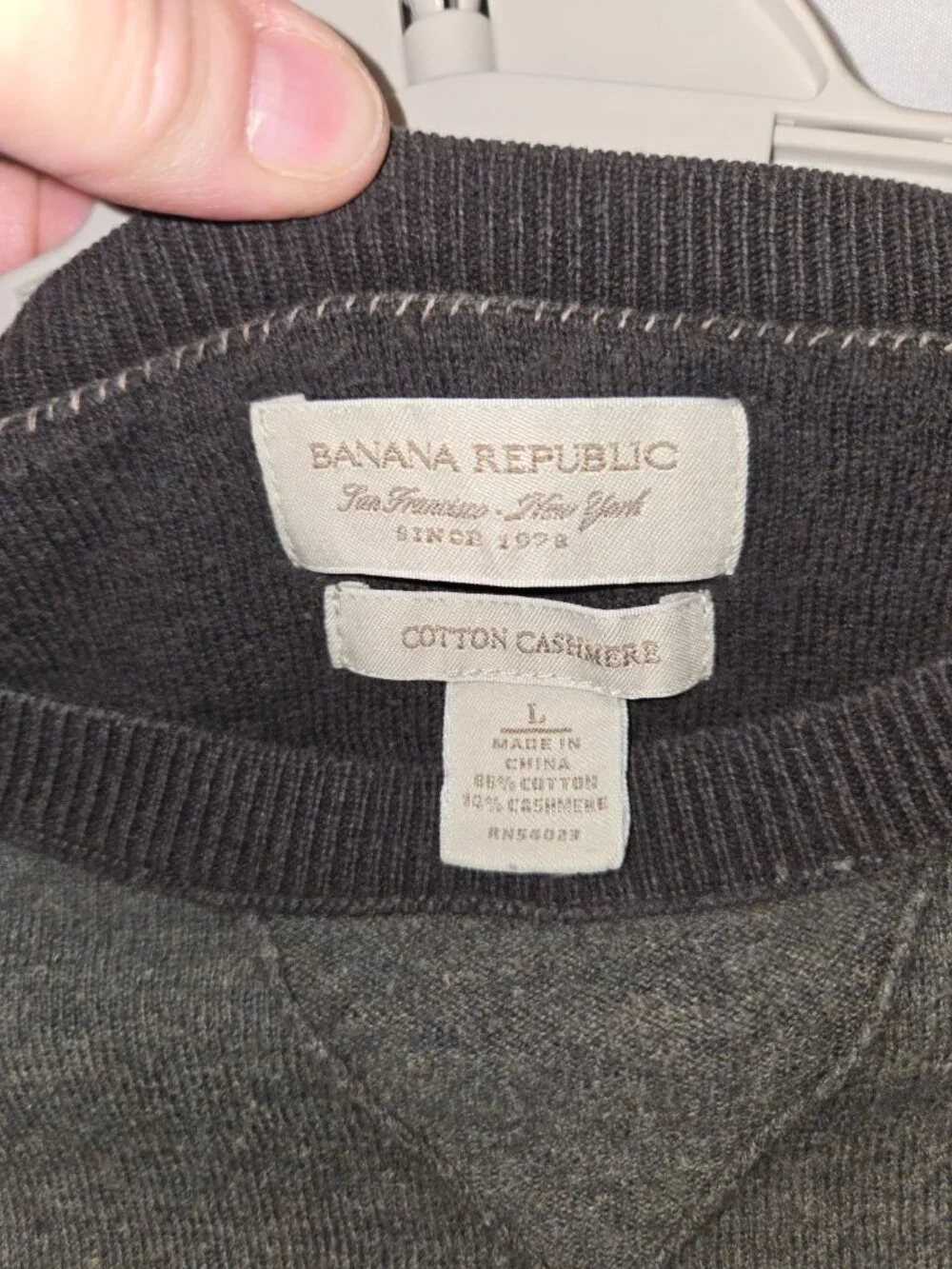 Banana Republic Black/Grey Men's Cotton and Cashmere Pullover Size Large